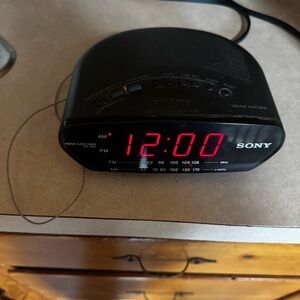 Sony Alarm Clock Dream Machine ICF-C211 Black AM/FM-Corded-Tested Works